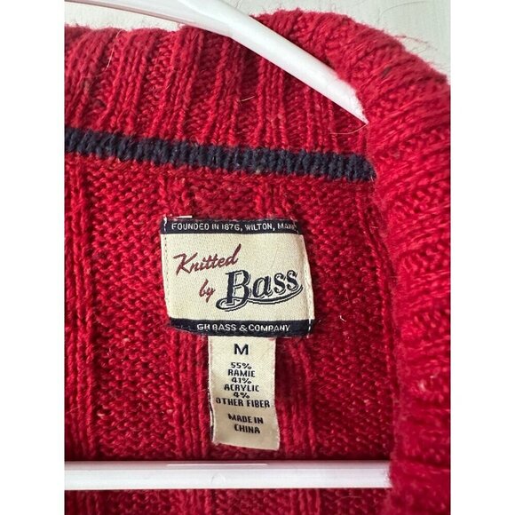 Knitted by Bass Women’s size medium red sweater - Picture 4 of 8